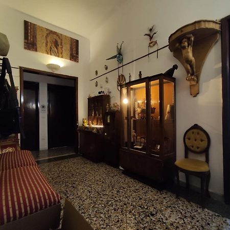 Movidablablabla Hostel Bari Buitenkant foto