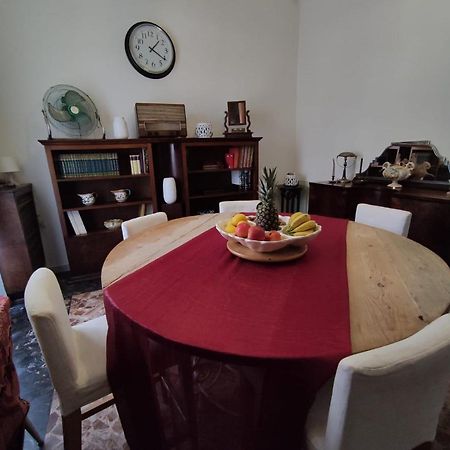 Movidablablabla Hostel Bari Buitenkant foto