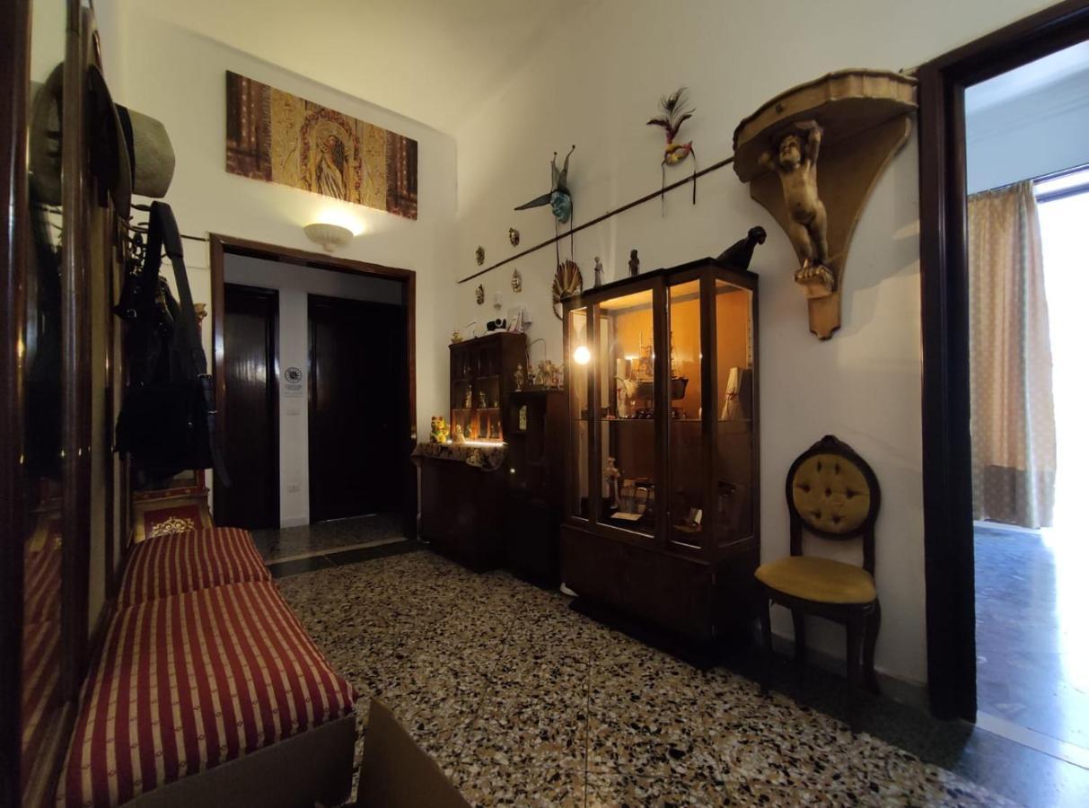 Movidablablabla Hostel Bari Buitenkant foto