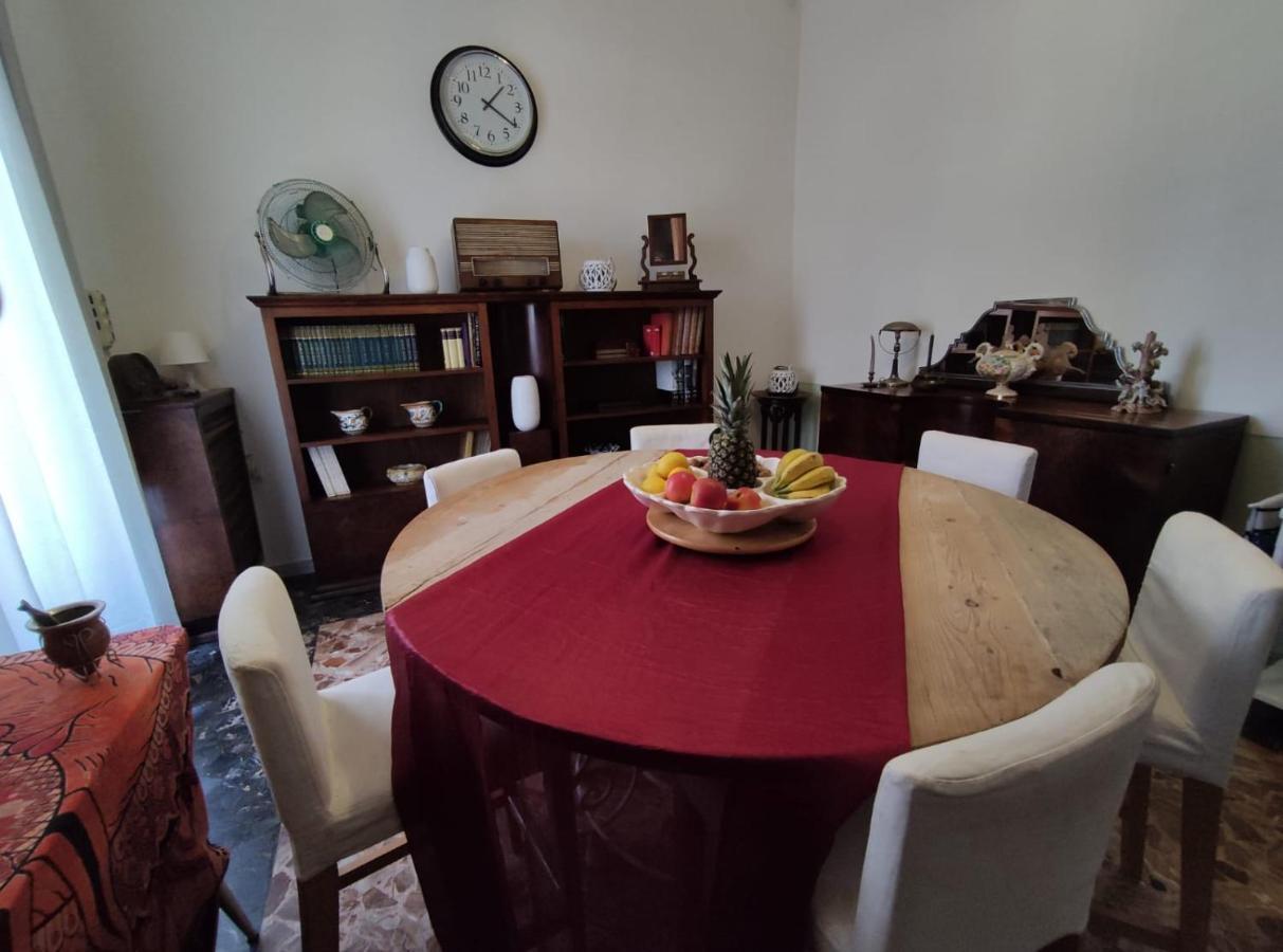 Movidablablabla Hostel Bari Buitenkant foto